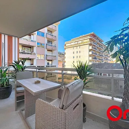 Renove Avec Terrasse Et Parking A - Fr-1-647-55 Daire