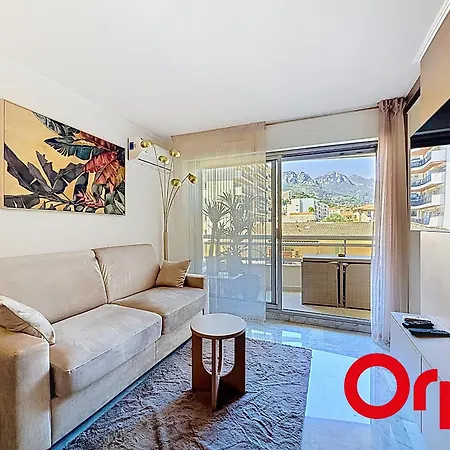 Renove Avec Terrasse Et Parking A Apartment Menton