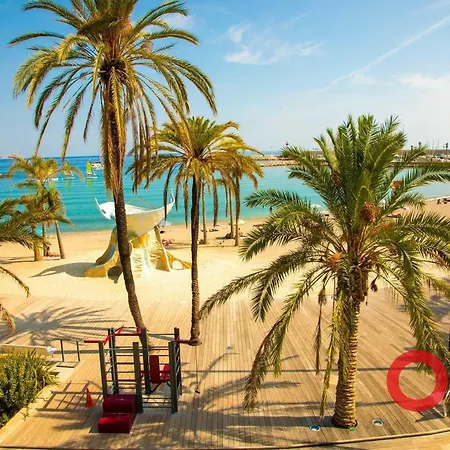 Renove Avec Terrasse Et Parking A * Menton